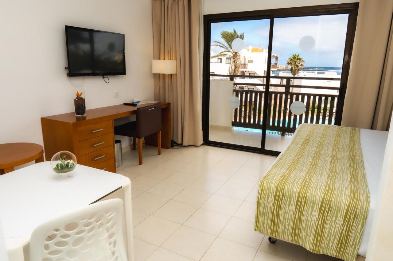 Apartamentos Hesperia Bristol Playa Corralejo Exterior photo