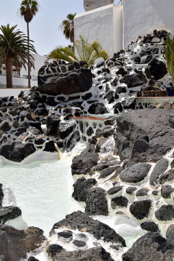 Apartamentos Hesperia Bristol Playa Corralejo Exterior photo