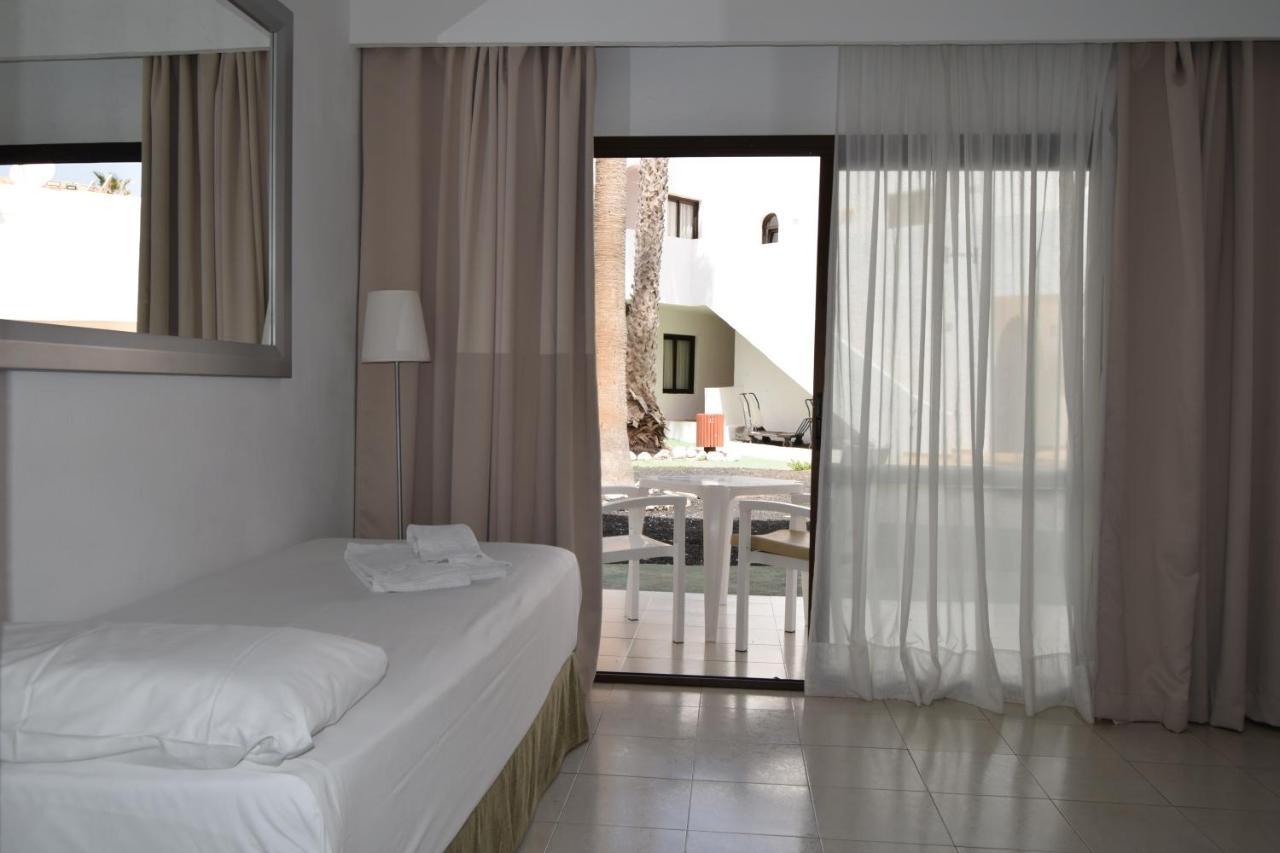 Apartamentos Hesperia Bristol Playa Corralejo Exterior photo